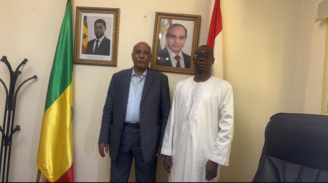 Séance de travail à l’Ambassade